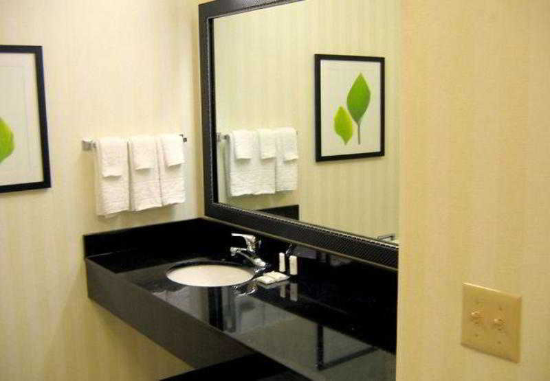 Fairfield Inn And Suites By Marriott Conway Room photo